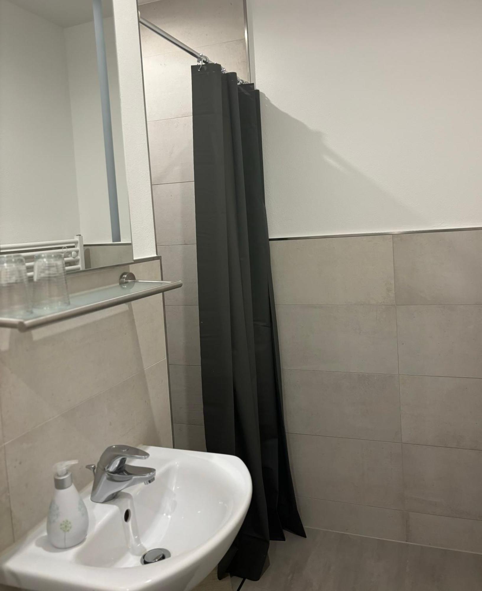 Hotel Zur Sonne Cottbus Extérieur photo
